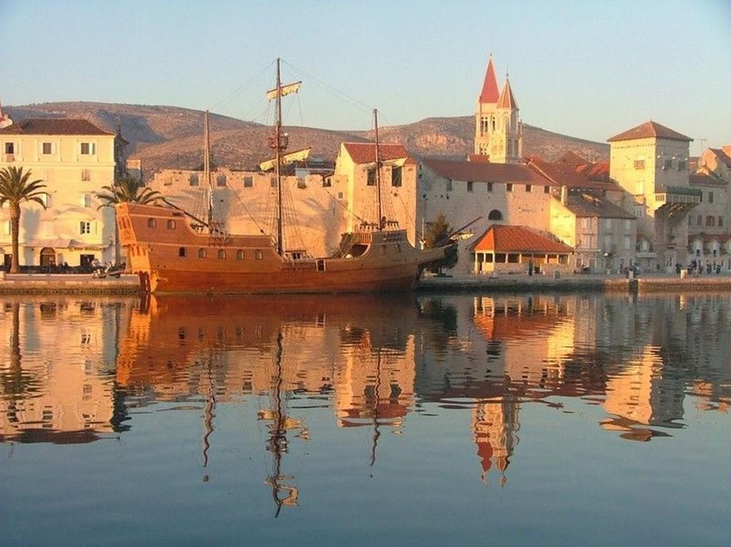 Apartments Horizont Trogir Exterior foto